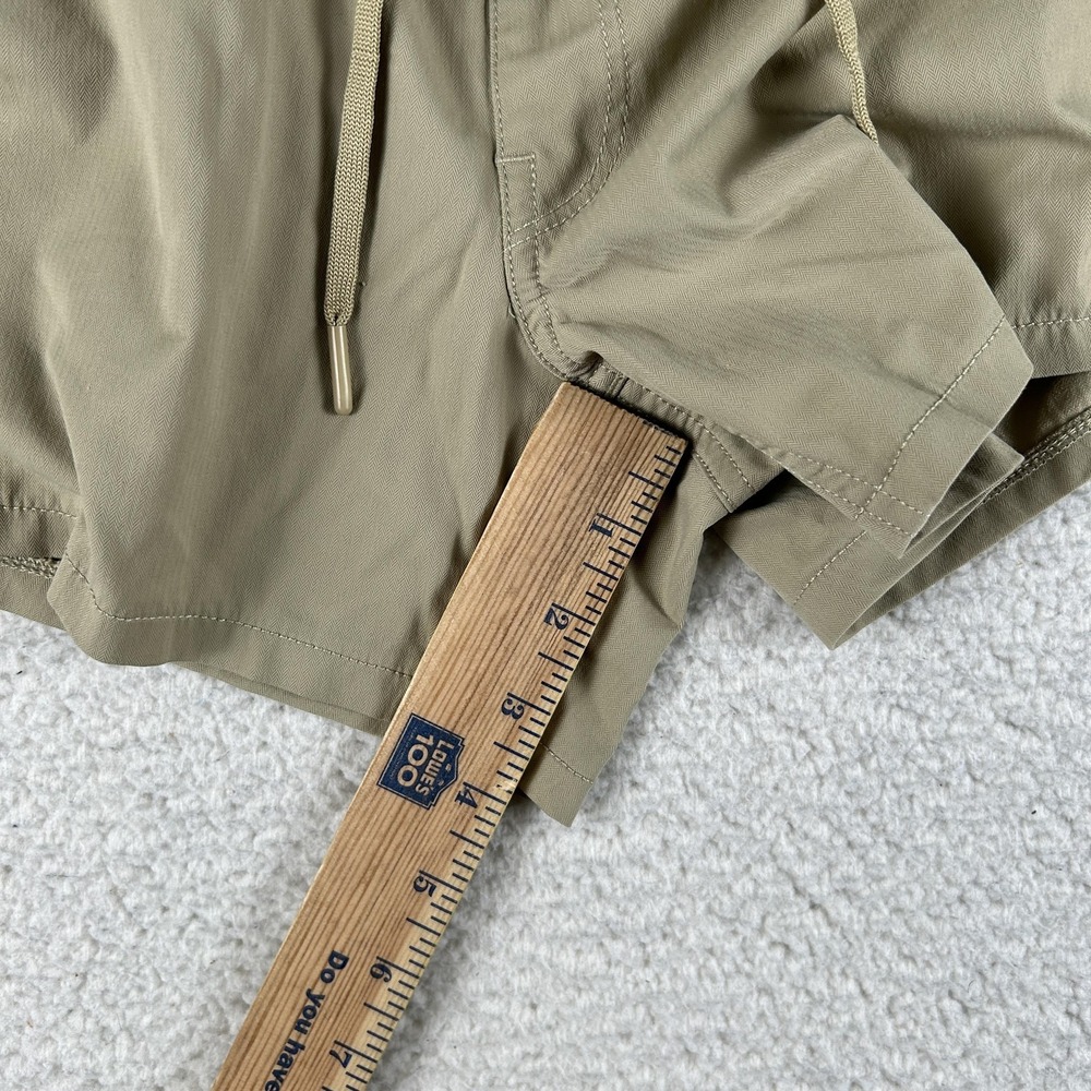 The North Face Shorts Womens Size Medium Beige Quick Dry Hiking Athletic 4" - Picture 13 of 15